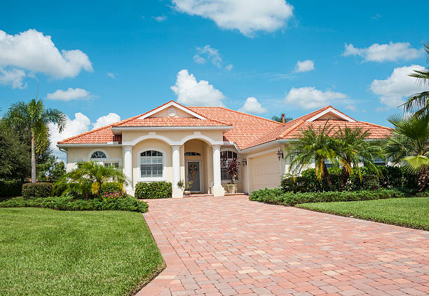 Best Commercial Driveway Pavers  in Central Falls, RI
